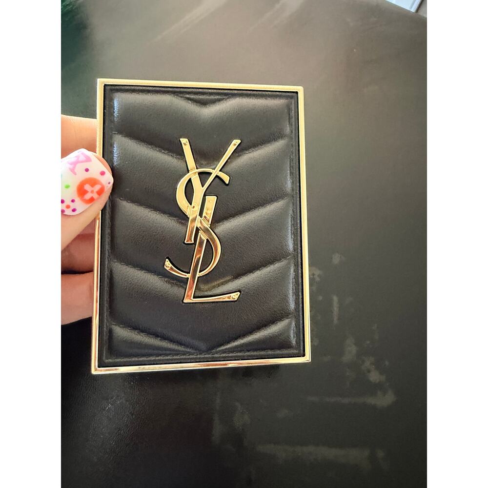 YSL Mini Clutch Eyeshadow Palette - 710 Over Brun - Picture 4 of 7